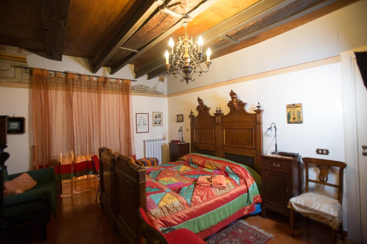 Bed and Breakfast La Via Dei Presepi à Naples Extérieur photo