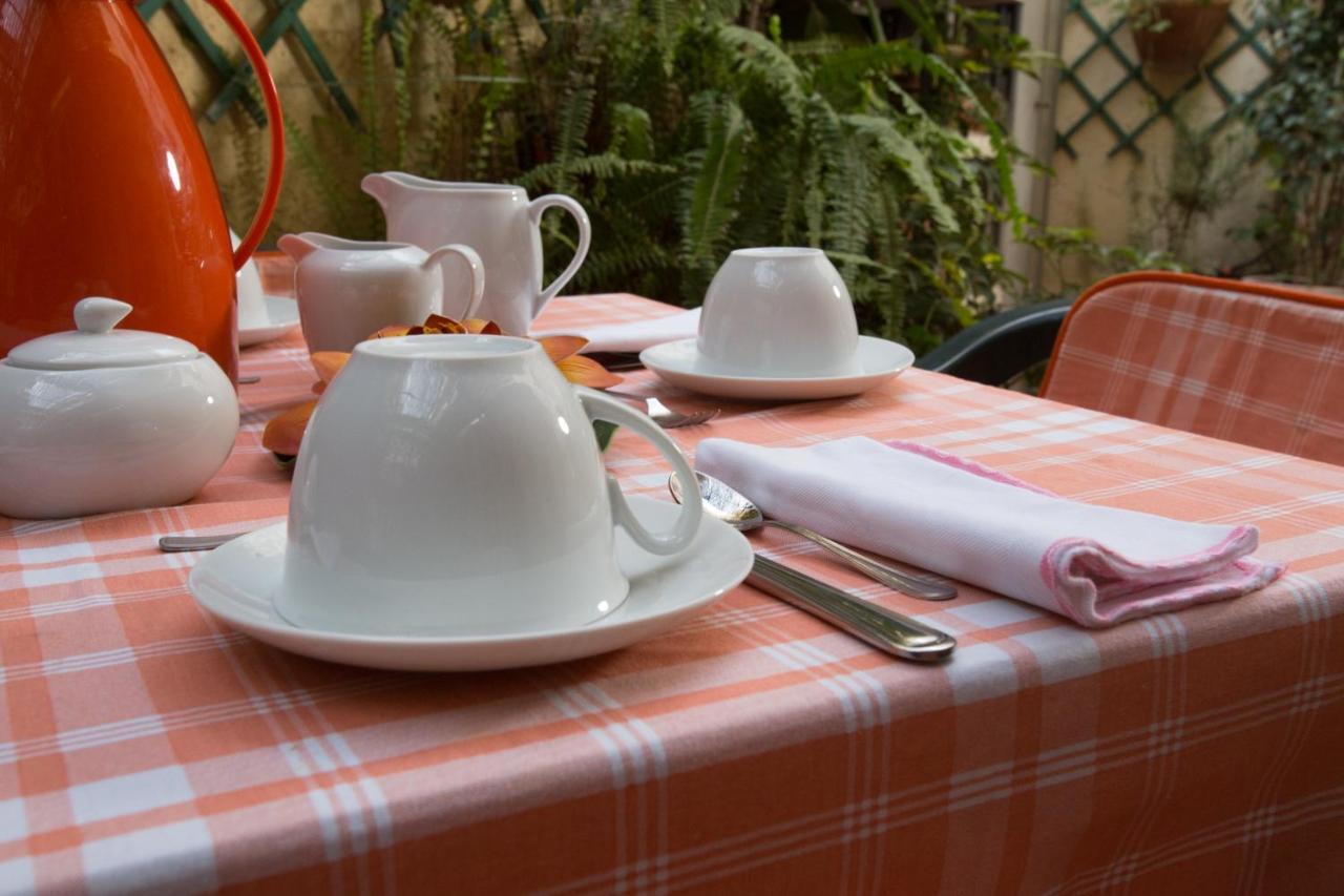 Bed and Breakfast La Via Dei Presepi à Naples Extérieur photo